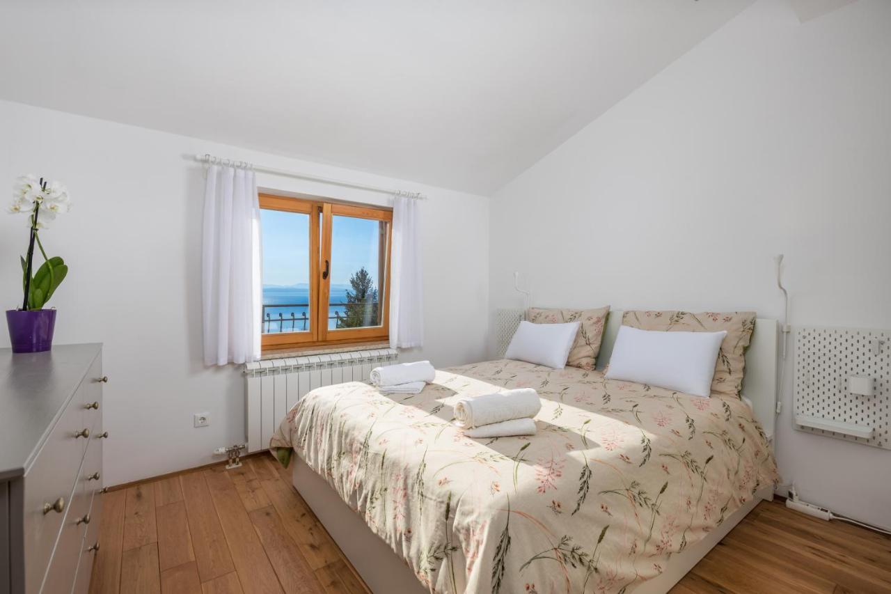 Blue Horizon Apartman Abbázia Kültér fotó